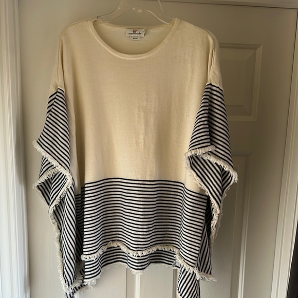 Vineyard Vines Sweaters - Vineyard Vines Striped Wool Poncho Top Fringe Detail Navy Cream Women’s XS/S